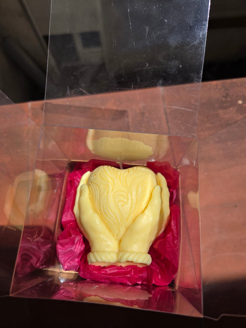 Bougie Moulée "Mains Cœur" (128 g) – Senteur Tropicale