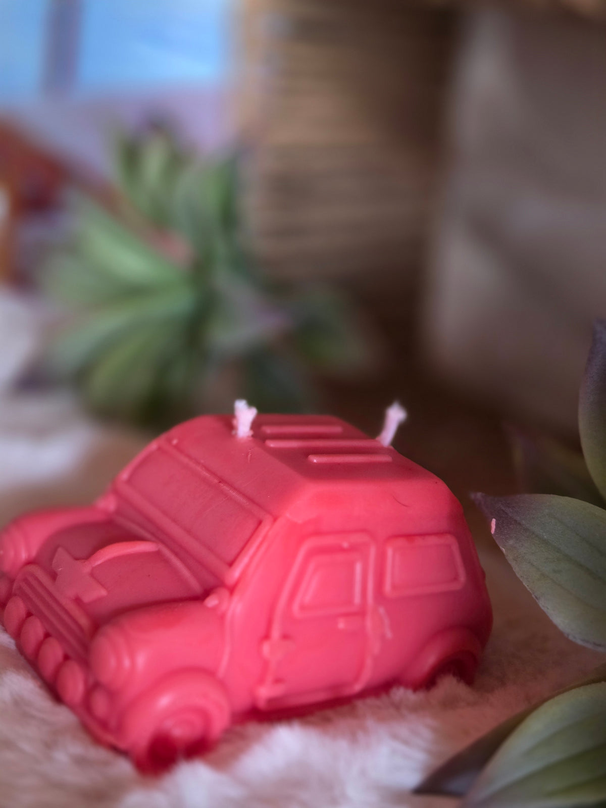 Bougie Moulée "Voiture Vintage" (150 g) – Senteur Tropicale