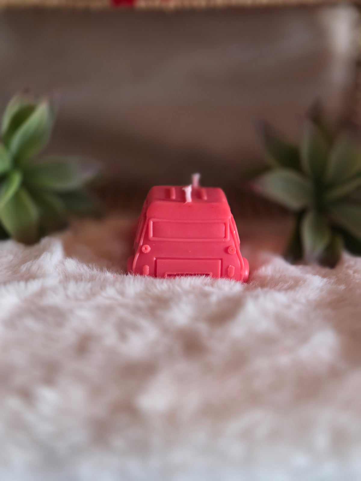Bougie Moulée "Voiture Vintage" (150 g) – Senteur Tropicale