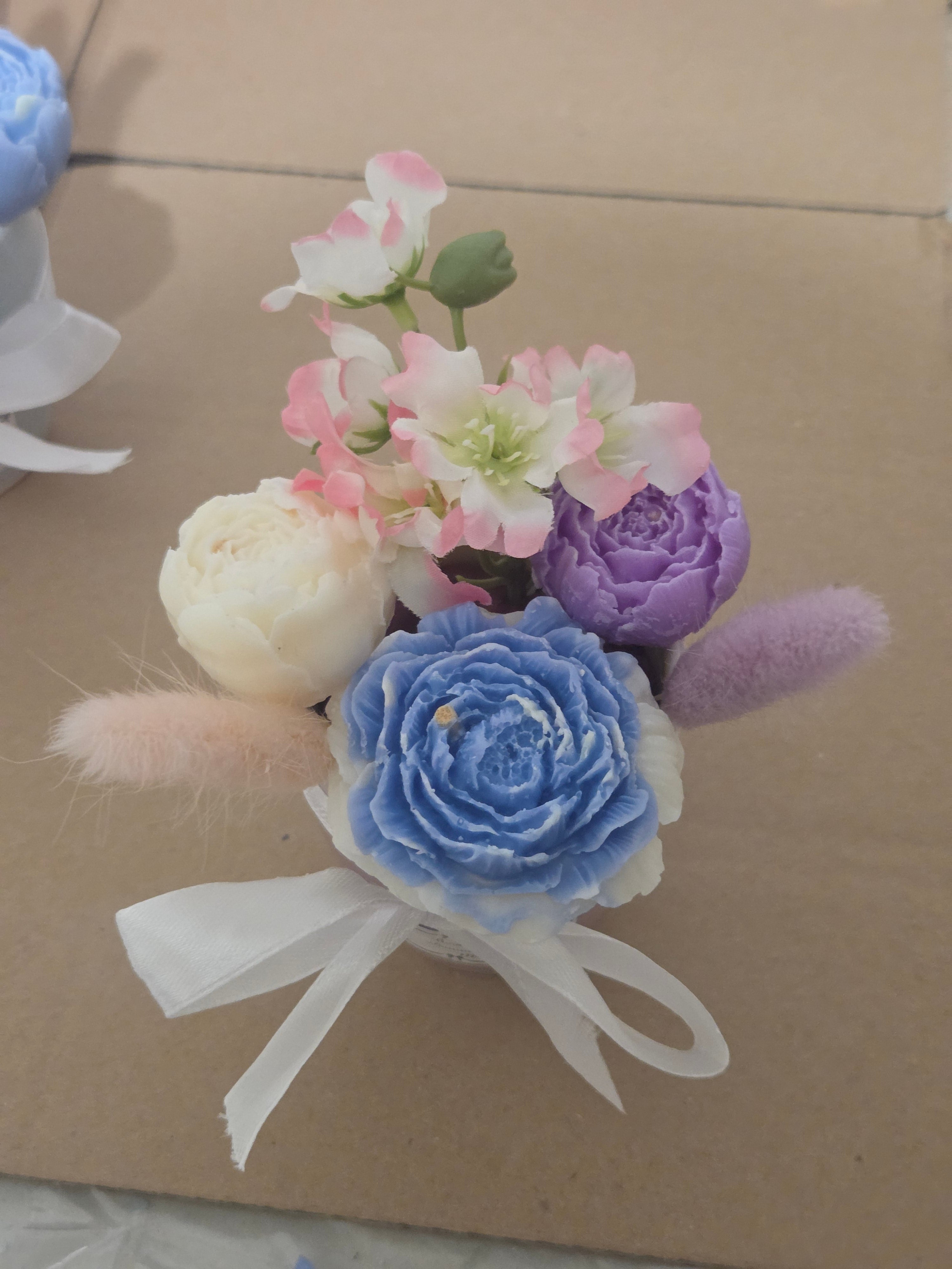 Petit Bouquet de Fleurs Parfumées en Fondants – Senteurs Monoï, Pomme d'Amour & Bonbon Violette